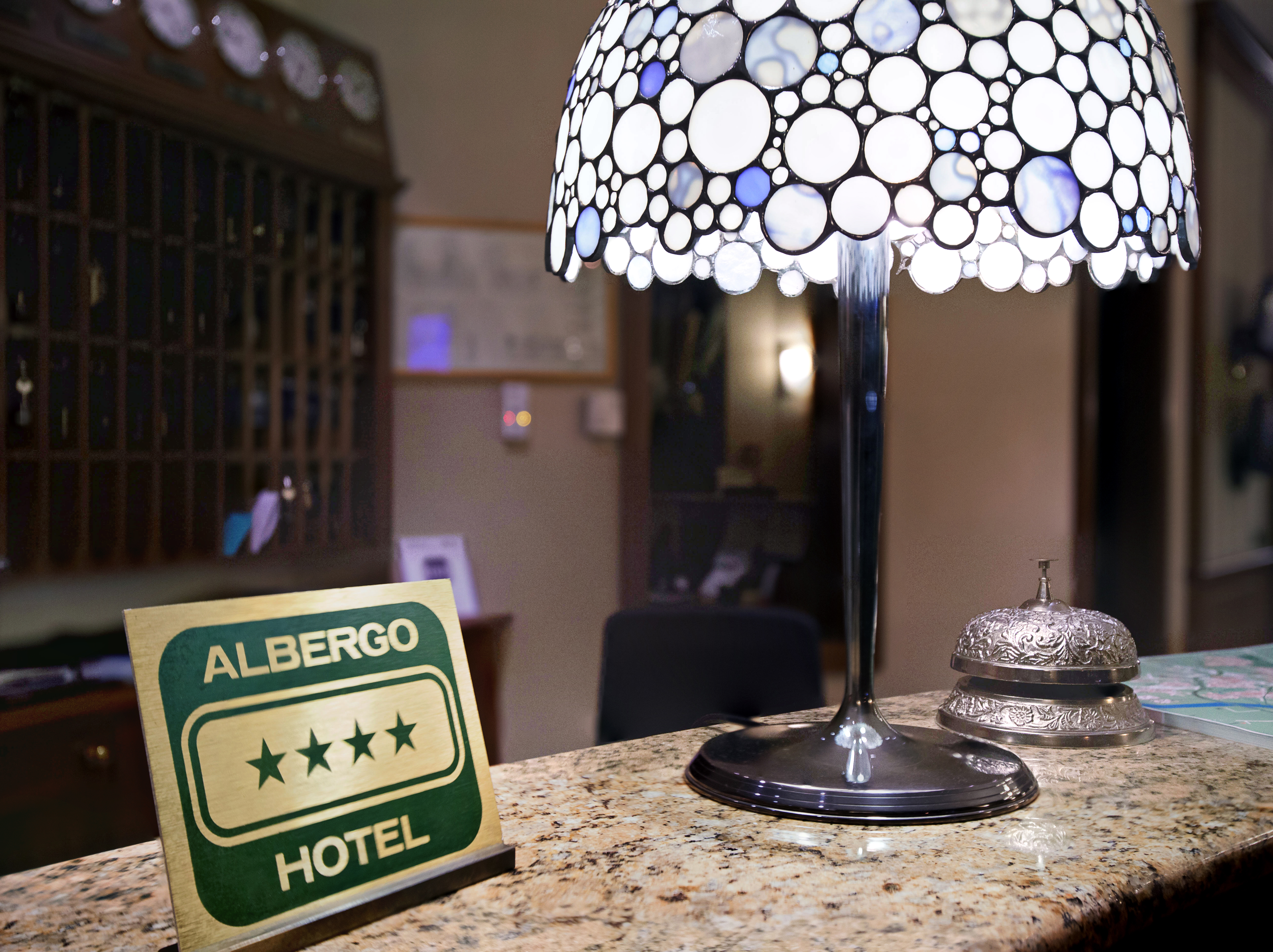 https://www.in-lombardia.it/sites/default/files/accomodation/gallery/104688/116419/hotel_moderno_img_05.jpg