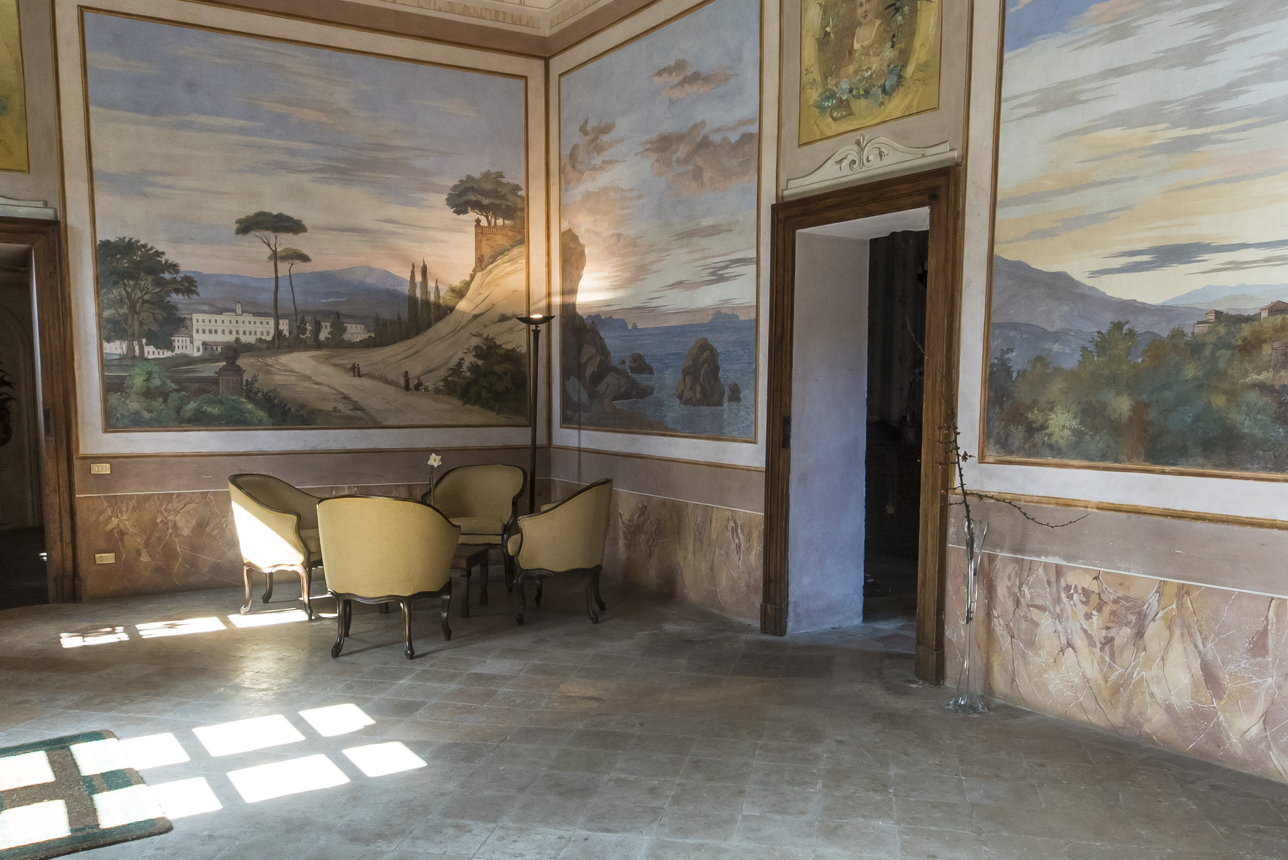 https://www.in-lombardia.it/sites/default/files/accomodation/gallery/105050/32951/sala_souvenirs_ditalie_2.jpg