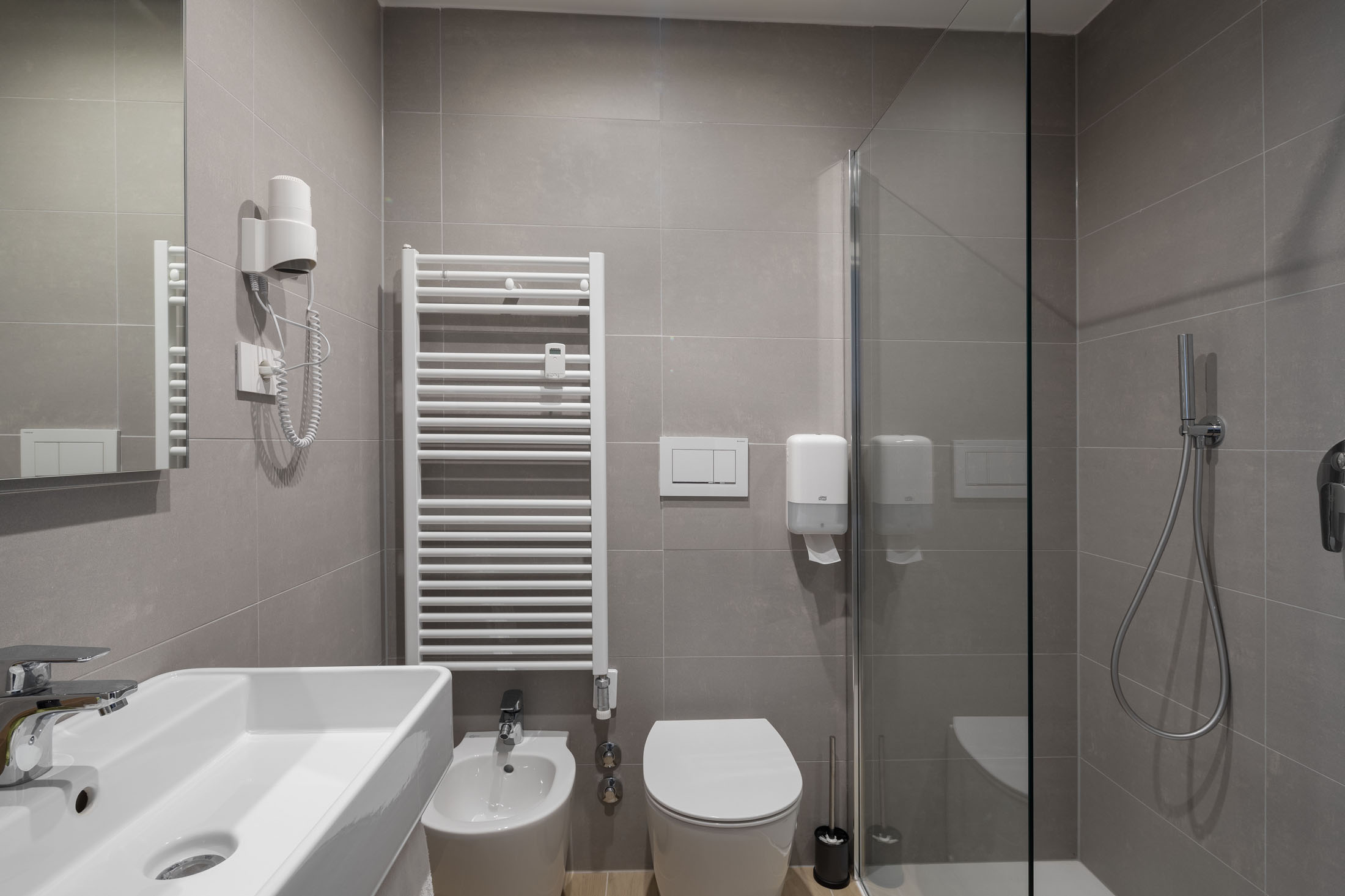 https://www.in-lombardia.it/sites/default/files/accomodation/gallery/105682/37632/excelsior_pavia_24.jpg