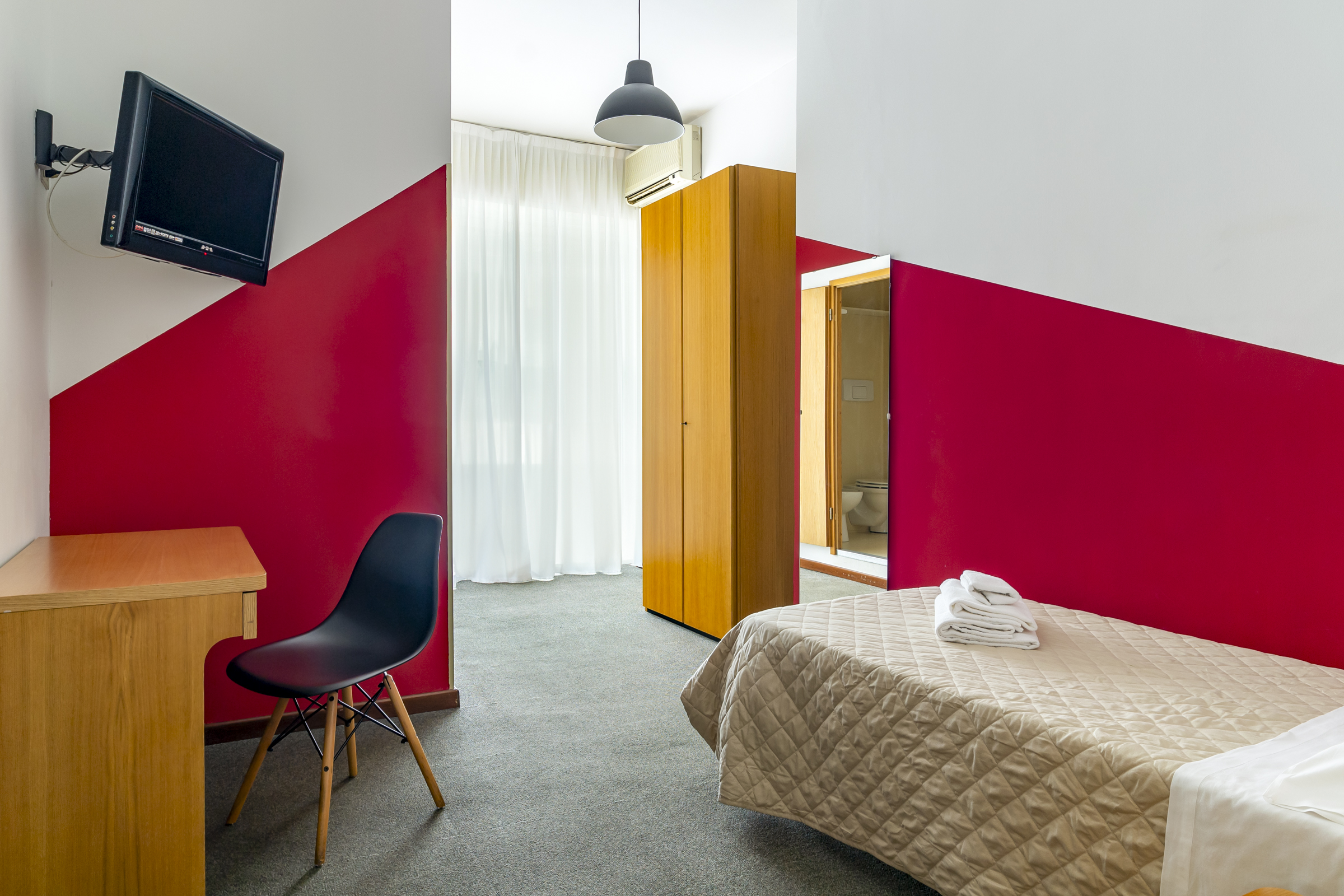 https://www.in-lombardia.it/sites/default/files/accomodation/gallery/150164/115302/107_singola_1.jpg