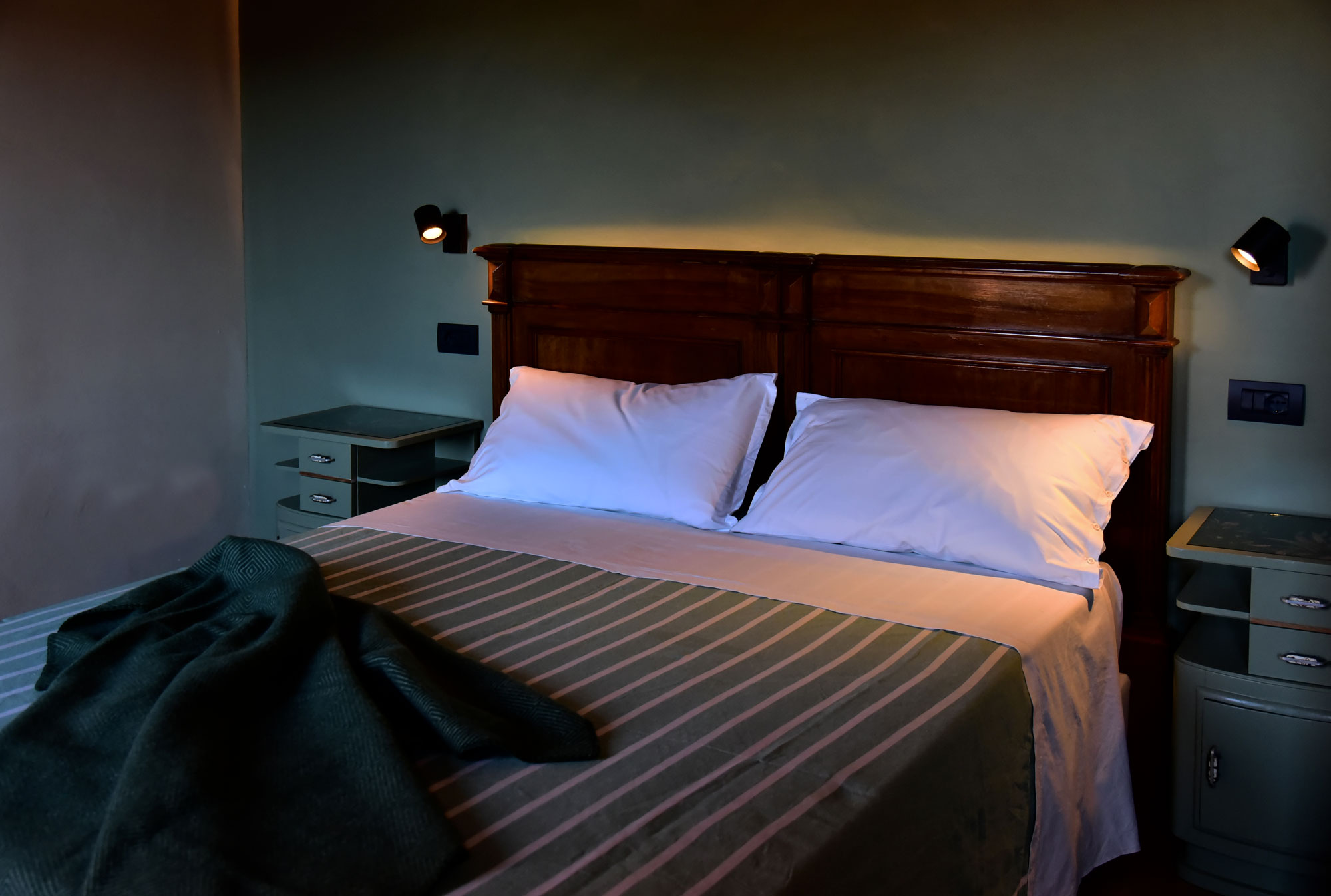 https://www.in-lombardia.it/sites/default/files/accomodation/gallery/190660/89980/ronchetto_apartments_-_cascina_3.jpg