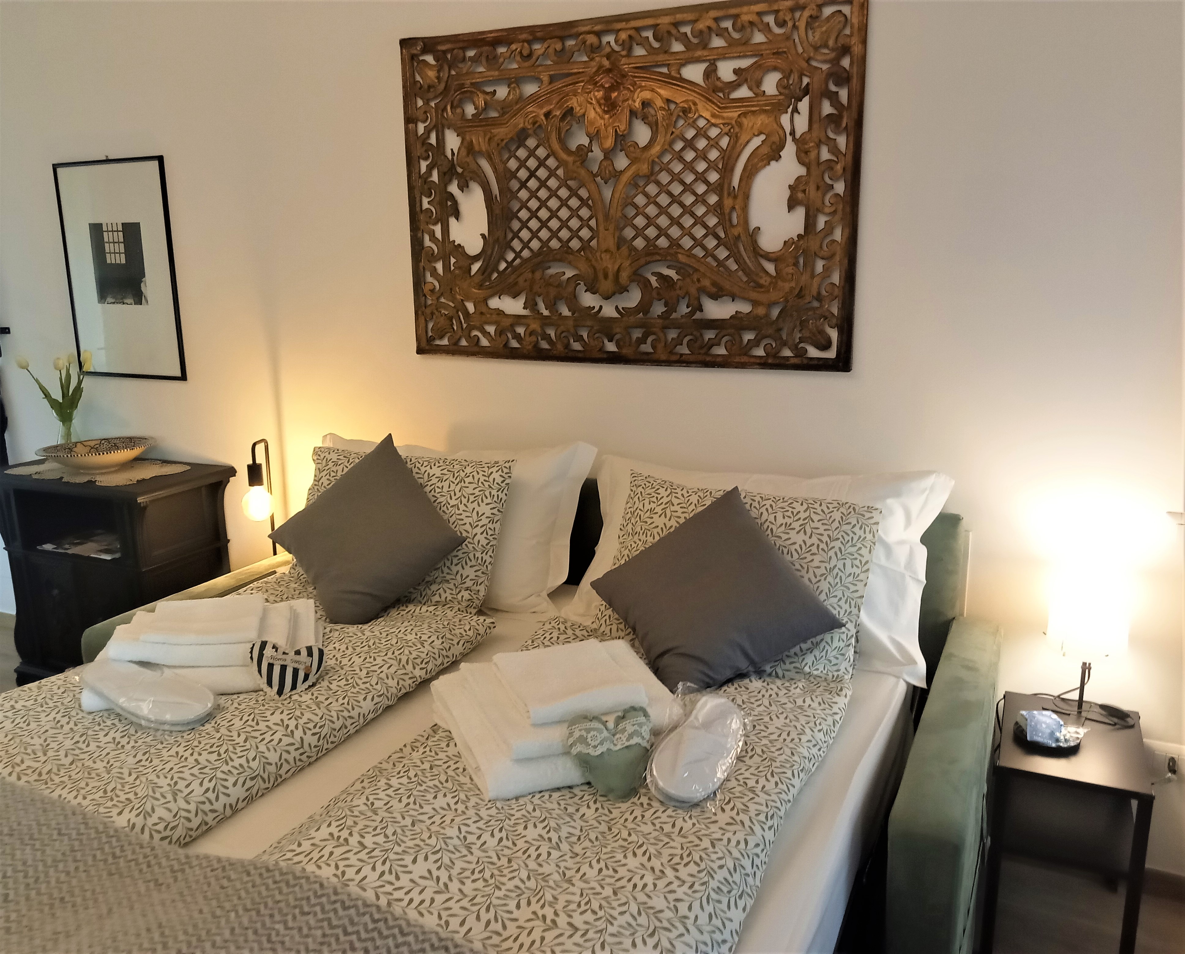 https://www.in-lombardia.it/sites/default/files/accomodation/gallery/202779/78978/letto_due_persone.jpg