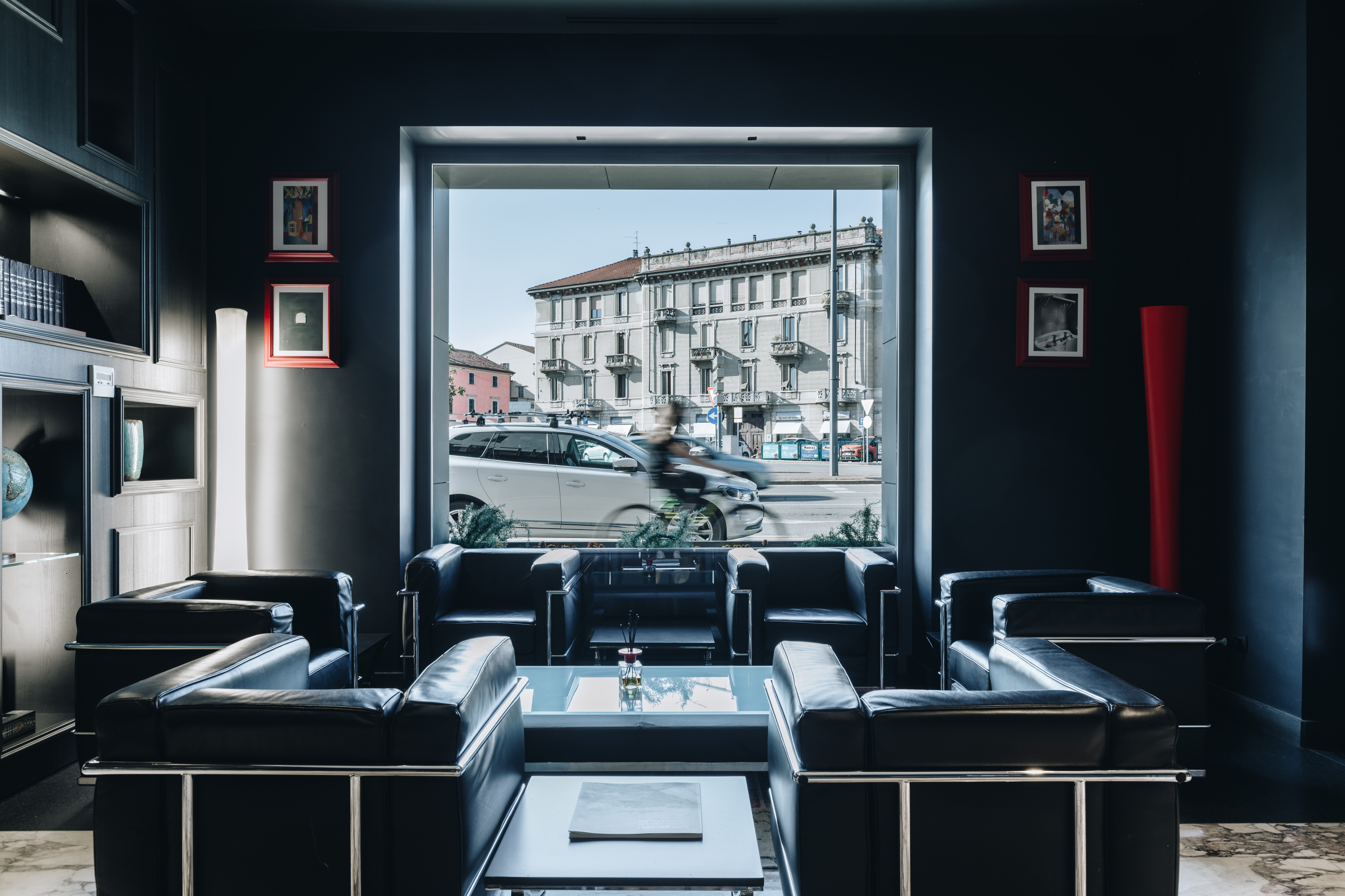 https://www.in-lombardia.it/sites/default/files/accomodation/images/108657/128893/final_continental-38.jpg
