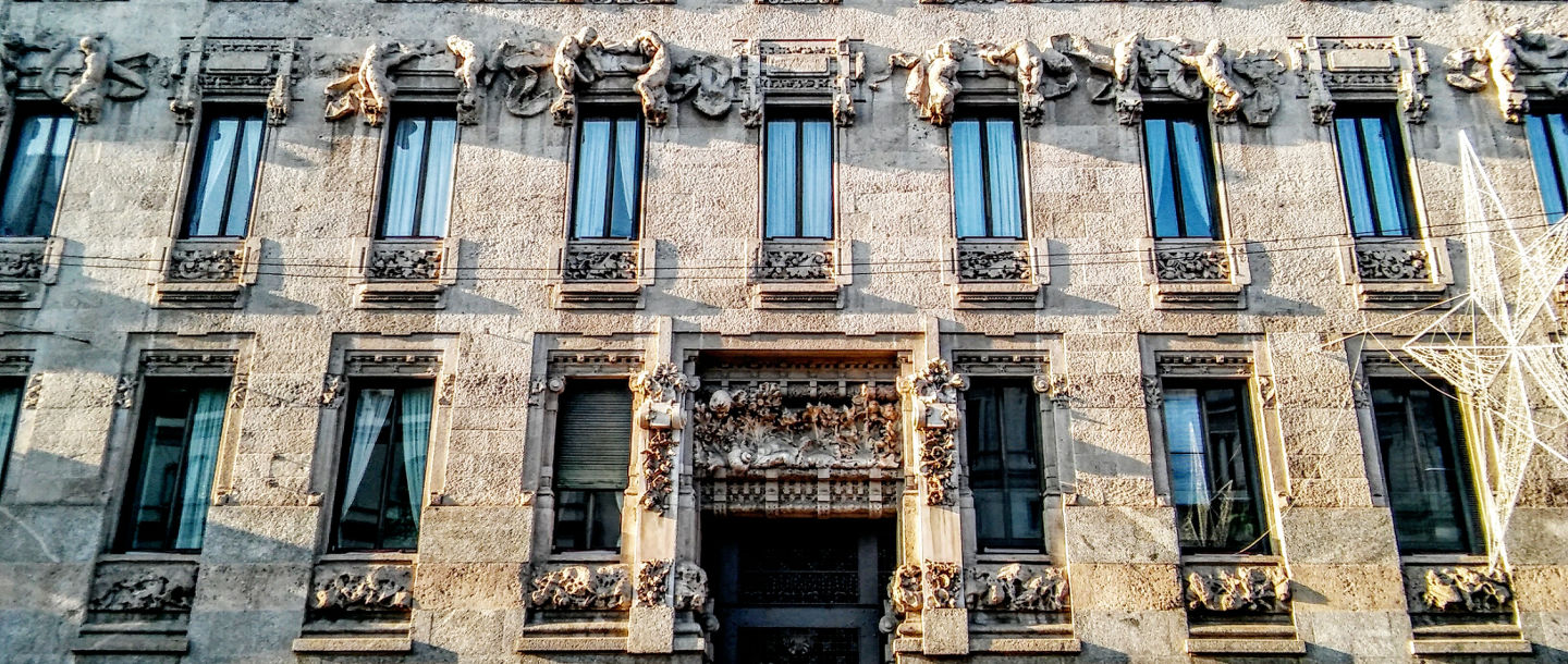 Negozi storici e Liberty a Milano - Palazzo Castiglioni
