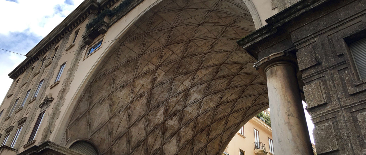 Milan dans les années 1920: Déco et tradition