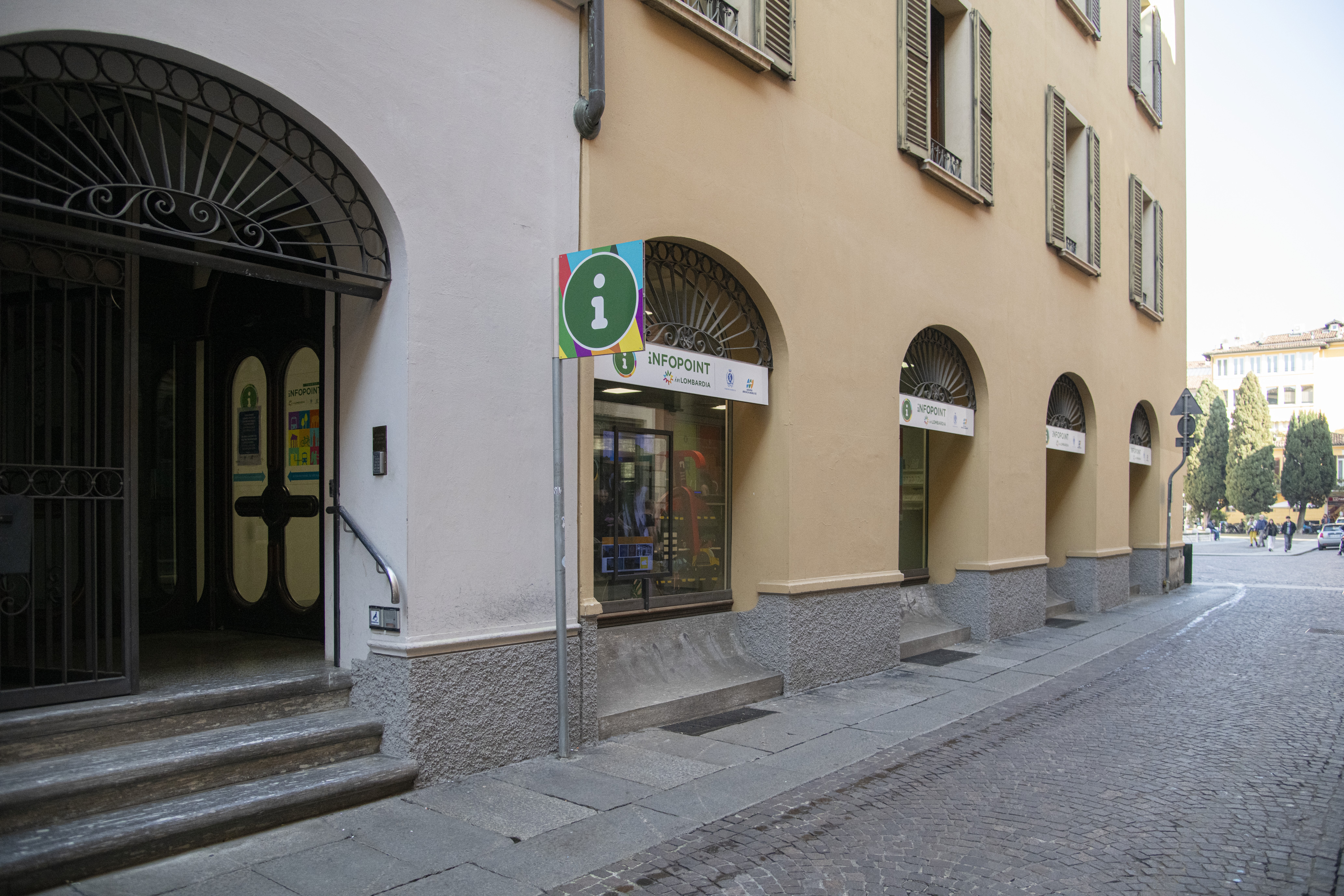 Infopoint Via Trieste 1, Brescia