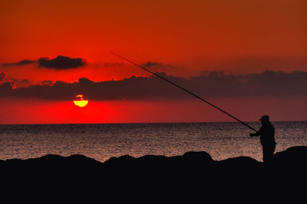 Pesca sportiva e dilettantistica sul lago d'Iseo - Ph: visitlakeiseo.info