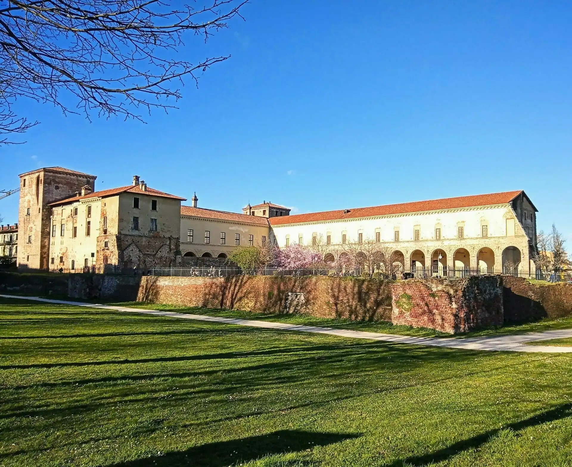 Visita guidata al CASTELLO di MELEGNANO, alle sue prigioni e alla ghiacciaia