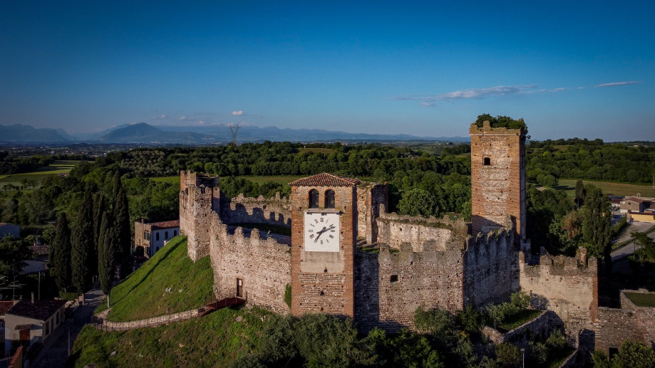 CASTELLO SCALIGERO di  Ponti sul Mincio