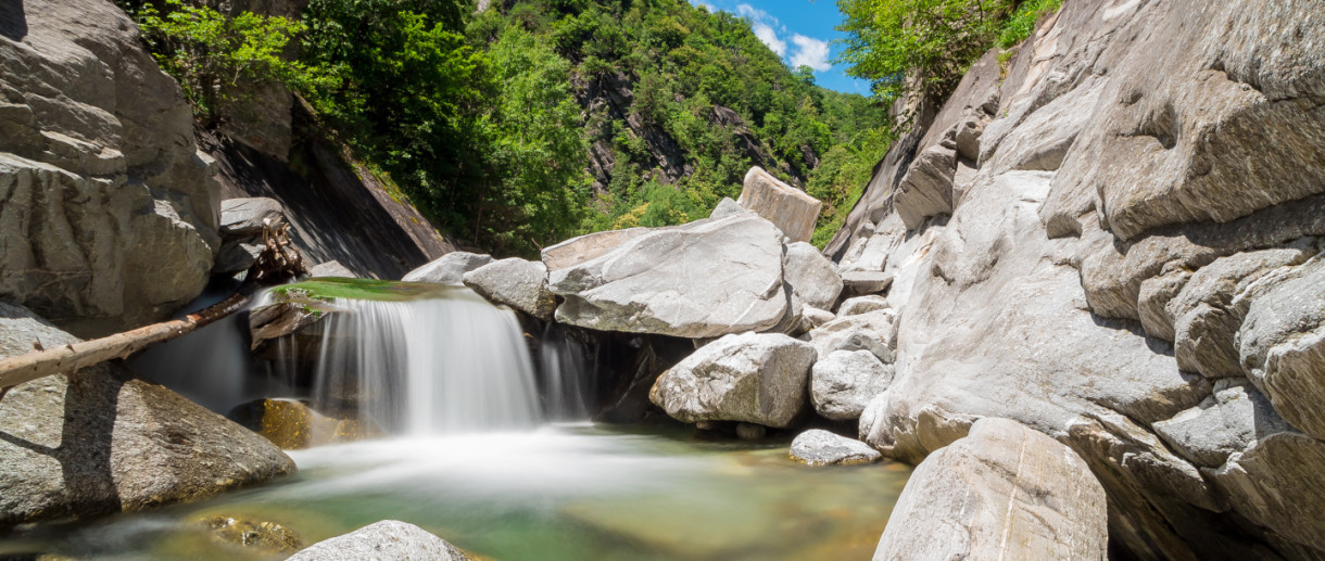 Canyoning in Val Bodengo (Gordona, SO) Canyoning in Val Bodengo (Gordona, SO)