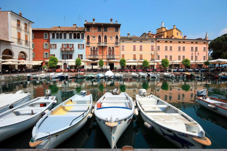 Palais Todeschini et Vieux Port de Desenzano