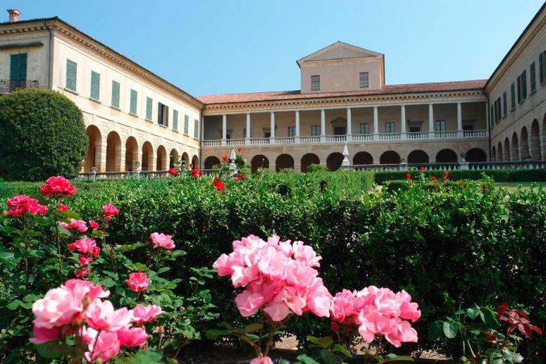 Villa Lechi, Monumenti Brescia