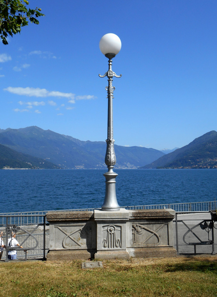 Lago Maggiore Luino Liberty