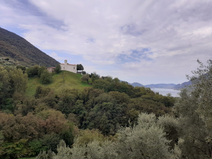 Chiesa di San Fermo - Ph. visitlakeiseo.info