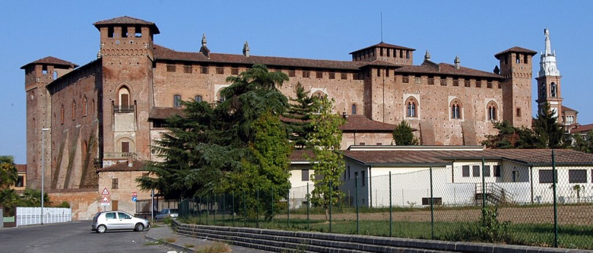 Castello Morando Bolognini