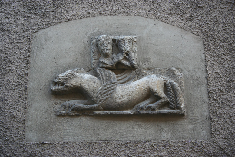 medieval sculpture