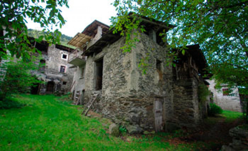 Nuclei rurali di Castello dell'Acqua