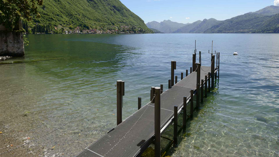 spiaggia ramo lecco lago como