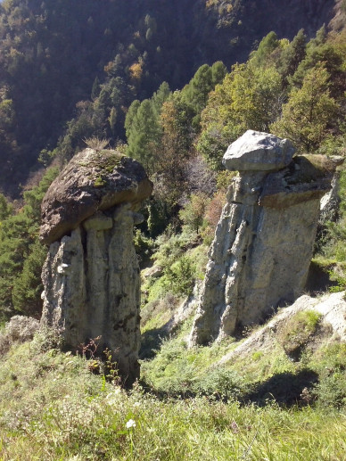 Pyramids of Postalesio natural reserve