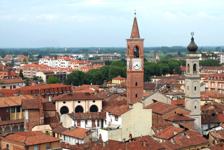 Abbiategrasso, Basilica S. Maria nuova e centro storico