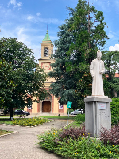 Chiesa dell’istituto Sacra Famiglia a Cesano Boscone