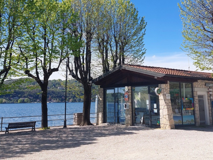 Infopoint Turistico Angera