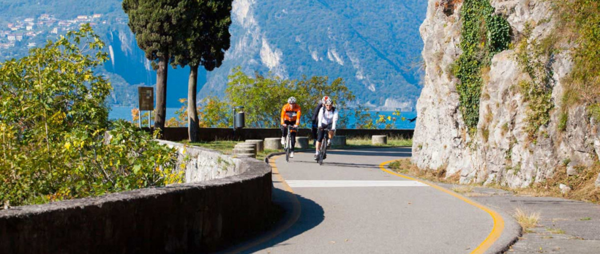 La pista ciclo-pedonale tra Vello e Toline - ph: visitlakeiseo