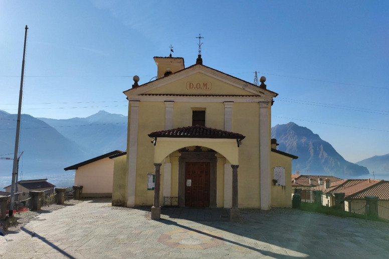 Santi Bartolomeo e Gottardo a Branico - Ph: visitlakeiseo.info