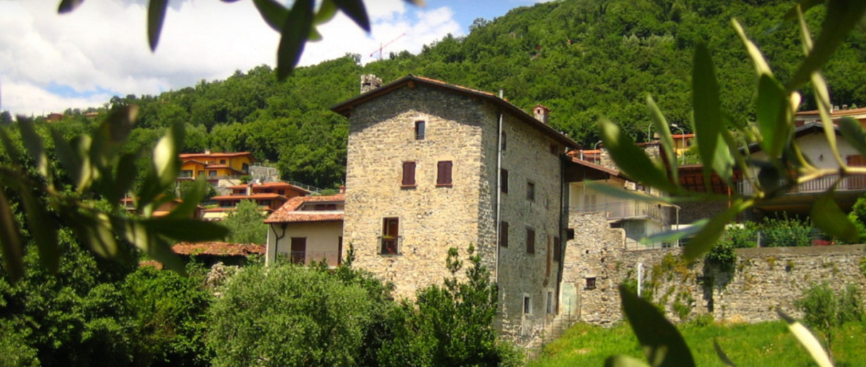 Castello di Zorzino - ph: visitlakeiseo