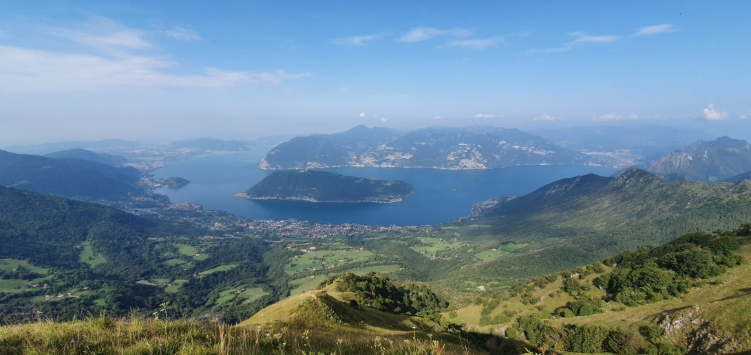 Riva orientale Lago Iseo