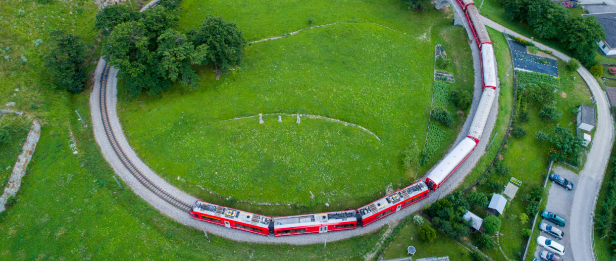 Trenino Rosso del Bernina - inLombardia