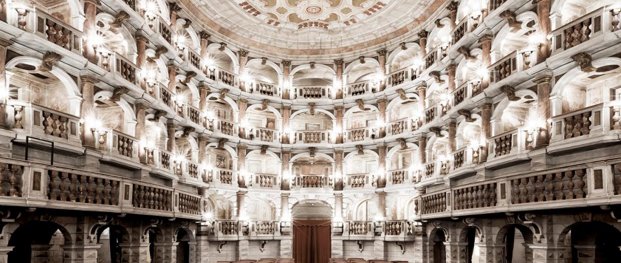 Teatro Bibiena, Mantova