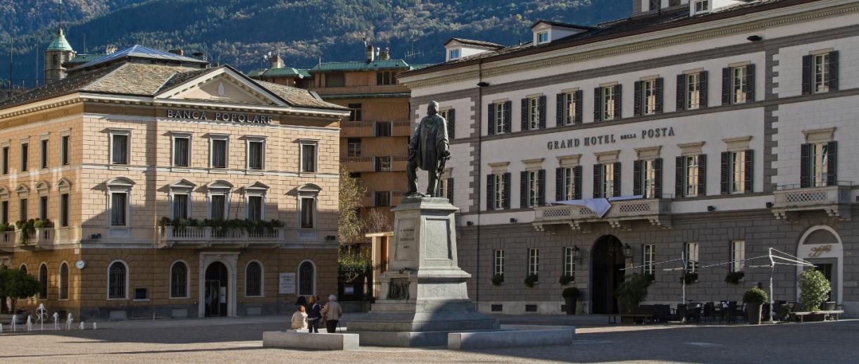 Piazza garibaldi in sondrio