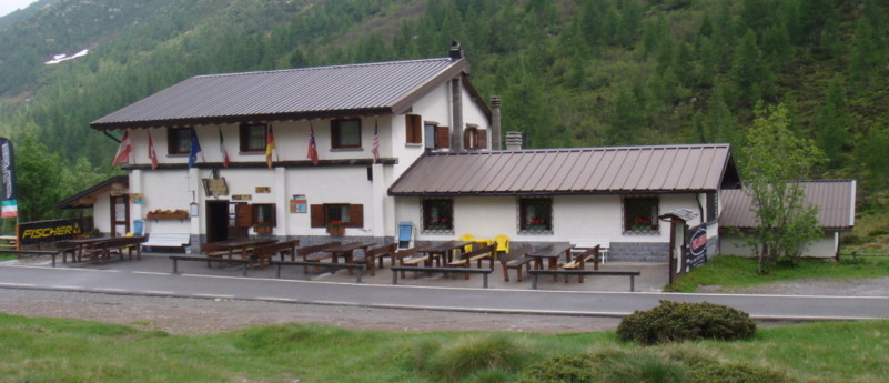 RIFUGIO PASSO DEL VIVIONE