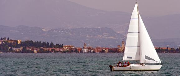 In regata sul Lago di Garda