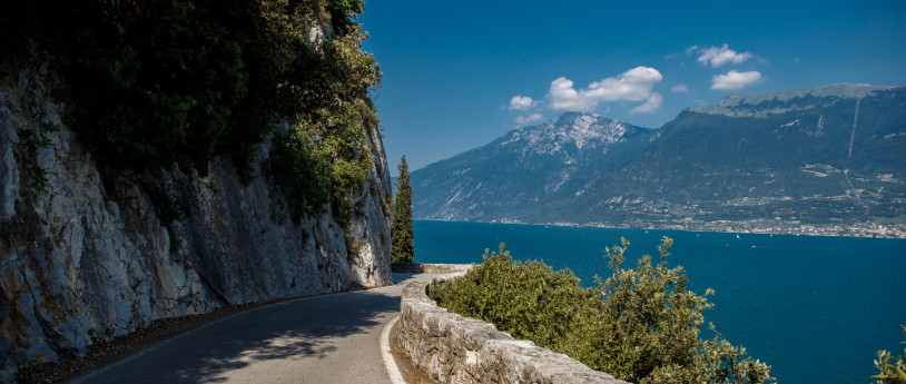 A piedi in Lombardia Strada Forra, Lago di Garda