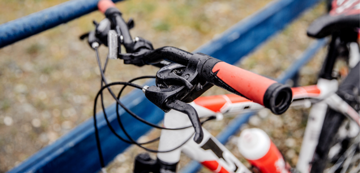 Brinzio tra strade e campi in bici