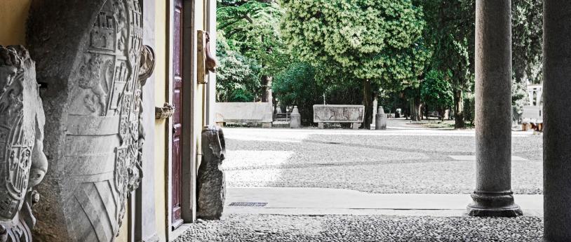Scorcio del giardino di Palazzo Belgiojoso a Lecco.
