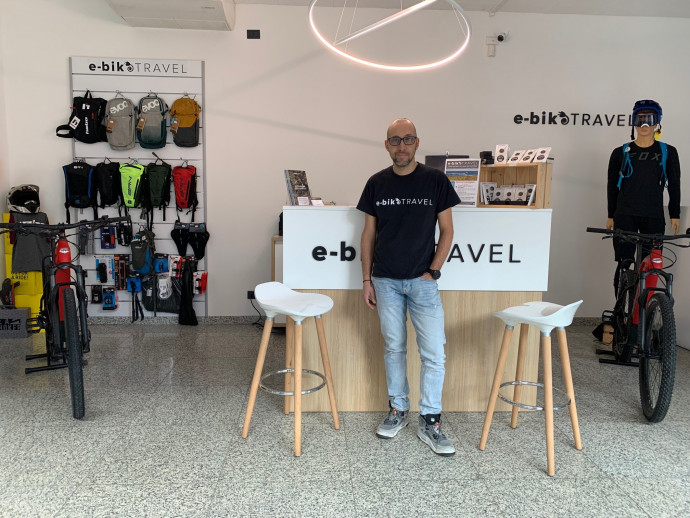E-Bike Travel E-Bike Travel