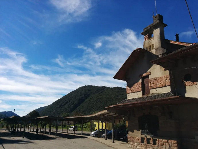 Stazione Liberty di Ghirla Stazione Liberty di Ghirla