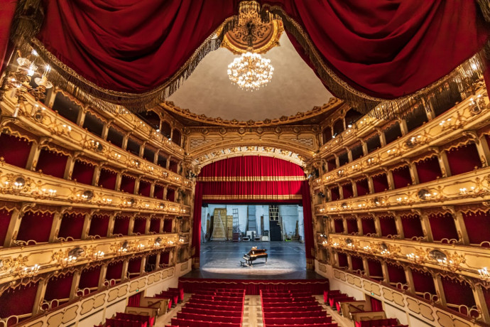 Tutti a Teatro! Tutti a Teatro!