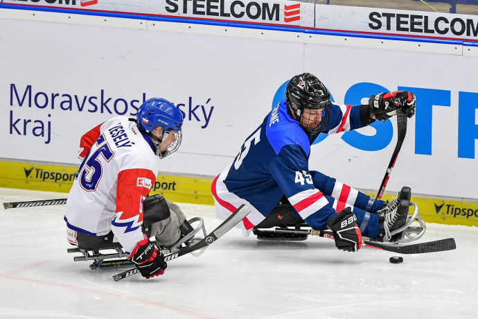 Para-icehockey: torneo internazionale