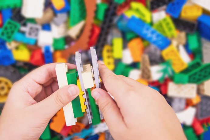 Laboratorio Lego: costruire e programmare IV