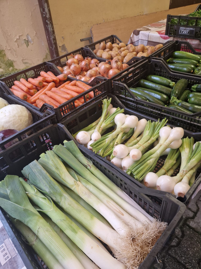 Mercato agricolo con prodotti locali - 12 Ottobre
