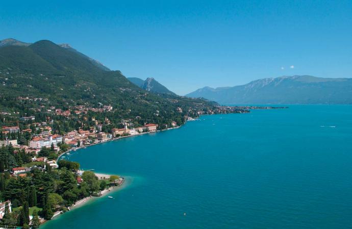 Botanical garden and lakeside of Gardone Riviera