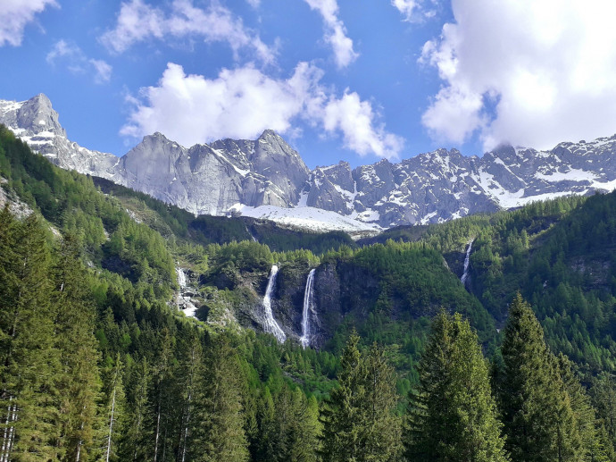 Da Novate Mezzola al Rifugio Brasca