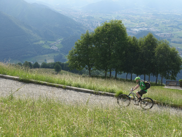 Dal fiume Serio in bici fino al Rifugio Santamaria