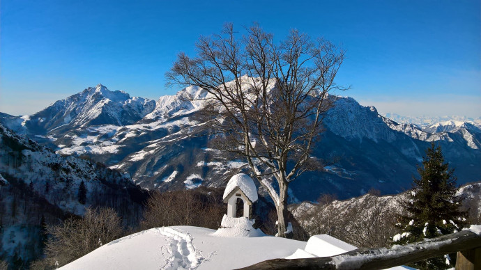 Al Rifugio Buzzoni dai Piani di Bobbio