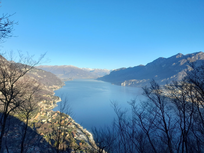 Vista sul Lario dalla località San Giorgio di Valbrona