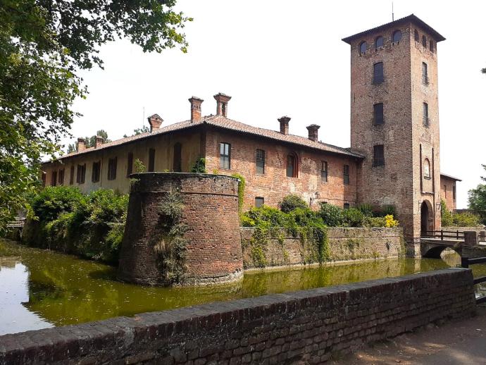 Peschiera Borromeo - castello